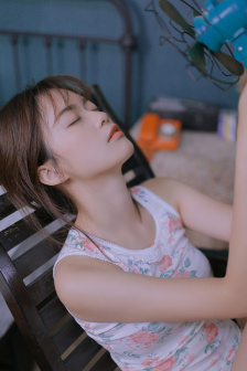 迪拜女孩在线